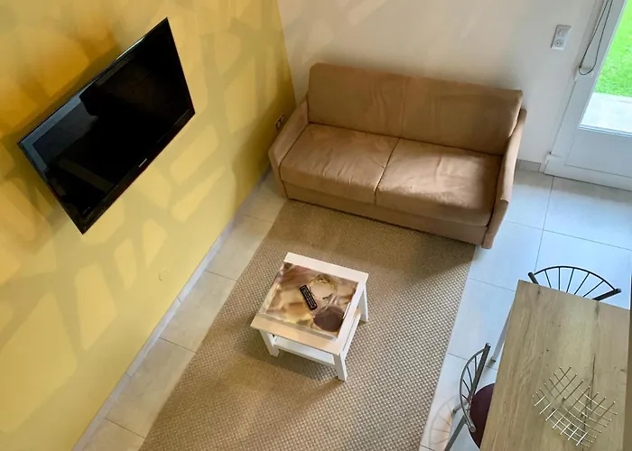 Hébergement de vacances à La Campagne&jacuzzi